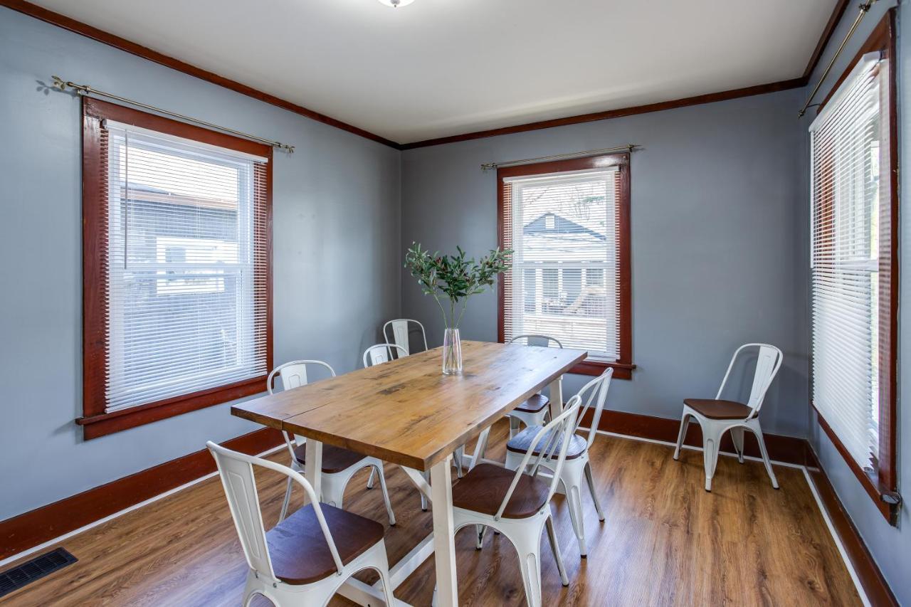 Spacious Home With In-Unit Laundry, Parking, 1Gb Wifi, & Patio Deck Rochester Exterior foto